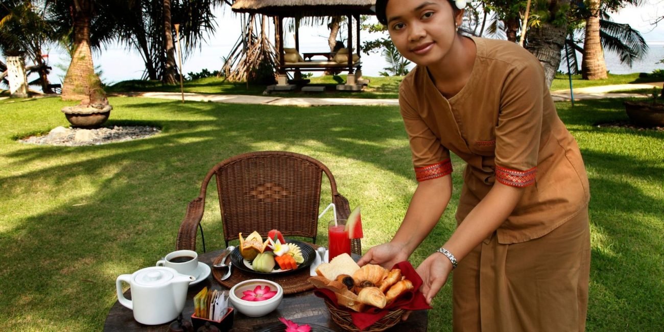 room-service.jpg